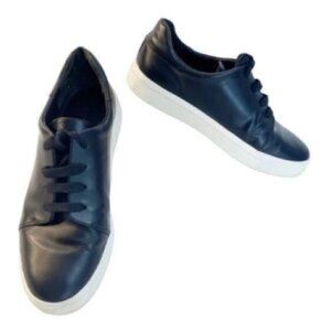 Vince Black Bale Leather Tennis Shoes white soles size 6.5 M / EUR 36.5